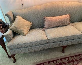 Perfect Condition Queen Ann Style Couch. Comfortable Too! $700
