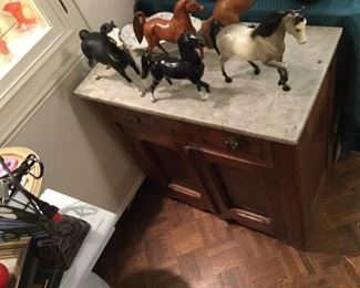 MARBLE TOP WALNUT WASH STAND AND A HERD OF HORSES