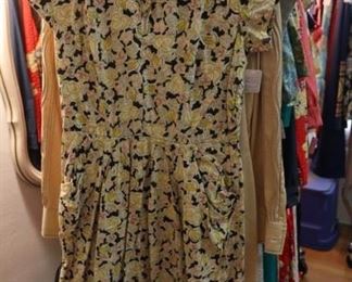 Women's vintage clothing