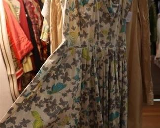 Women's vintage clothing