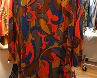 Women's vintage clothing