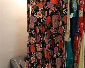 Women's vintage clothing