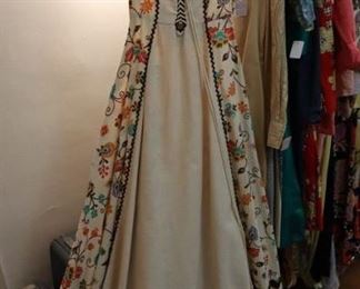 Women's vintage clothing