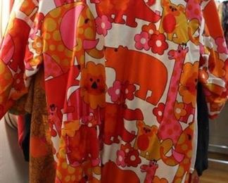 Women's vintage clothing