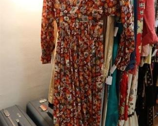 Women's vintage clothing