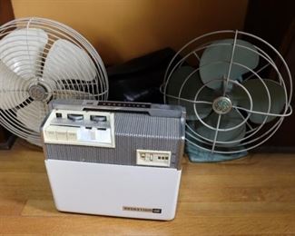 Vintage Wollensak reel-to-reel with microphone and manuals