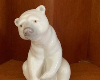 Lladro Polar Bear