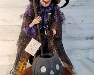 Mark Roberts Ltd. Ed. 18in Wacky Witch Cauldron