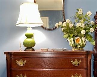 Vintage dresser