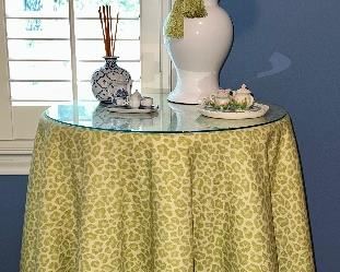 Side table with decor and lamp