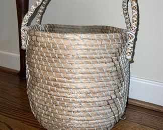 Hand woven floor basket