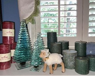 Red Leaf candles; Glass Christmas tree set; lamb toy; Root candles