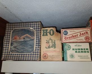Vintage Cracker Jack Box