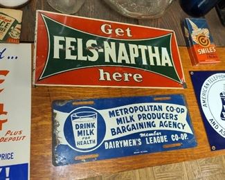 Antique Milk Themed License Plate Topper