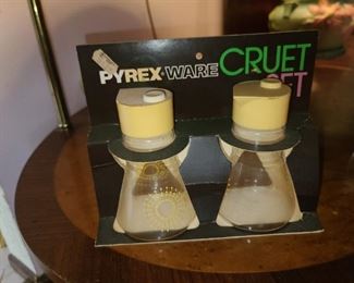 Vintage Pyrexware Cruet Set