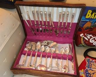 Flatware Set