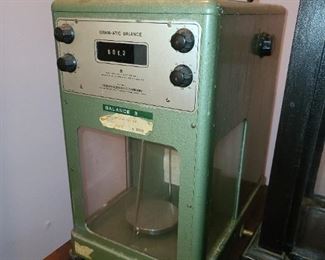 Antique Chemistry Scale