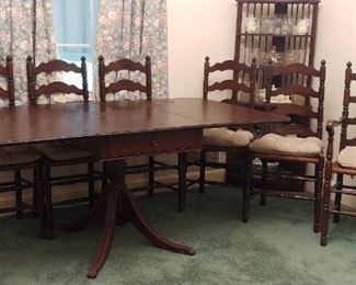 Drop Leaf Dining Table with 6 Chairs