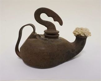 1004 ANTIQUE CAST IRON AC WELLS OIL LAMP, STRENGTH & DURABLE, APPROXIMATELY 9 IN X 6 IN