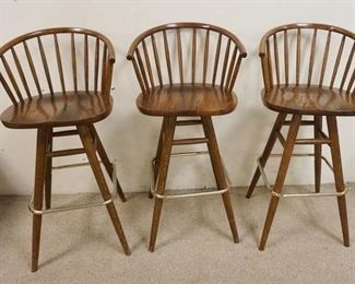 1136 3 OAK VINAIRE SWIVEL BAR STOOLS