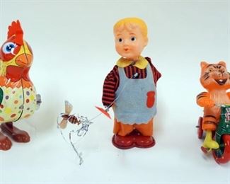 1253 LOT OF 4 VINTAGE WIND UP TOYS, INCLUDING MARX