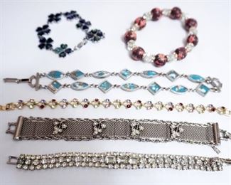 1294 LOT OF 6 LADIES COSTUME BRACELETS