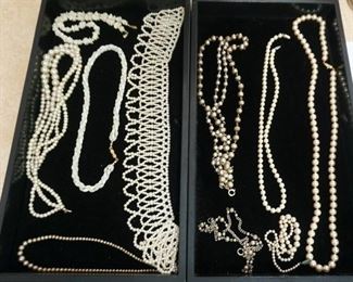 1305 LOT OF 8 PEARL NECKLACES AND PEARL COLLAR