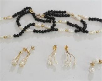 1314 SEED PEARL BRACELET MARRKED 14K GOLD FILLED ON CLASP AND 3 PAIRS PEARL EARRINGS MARKED 14K ON CLASP