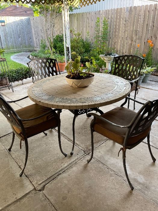 Nice patio table with 4 chairs