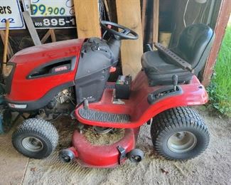 riding mower..runs has oil leak