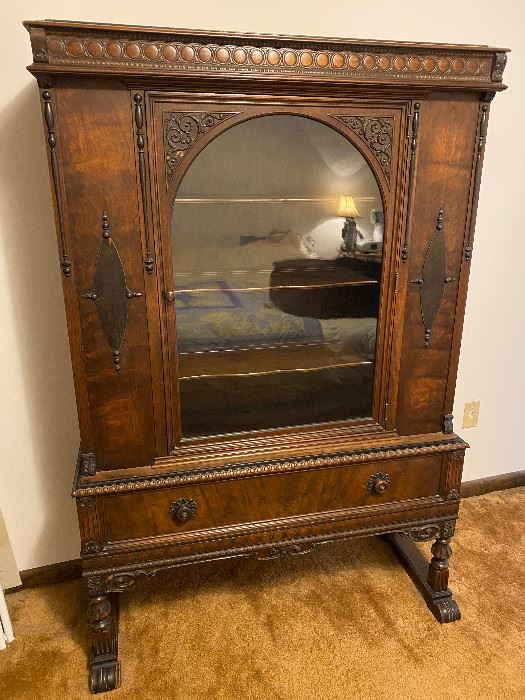 Antique china cabinet - made by the Chicago Furniture Company.  Original finish--in very good condition.  Asking $375.  I have had this cabinet for about 52 years and have enjoyed it for displaying nic-nacs and special pieces.  