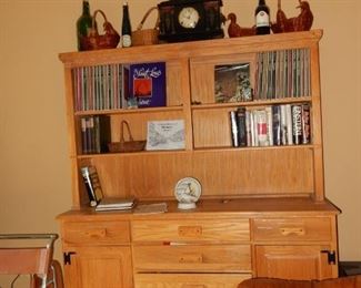 Cabinet w/misc