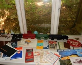 Cast iron train & Railroad paper