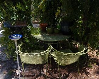 Metal table & chairs
