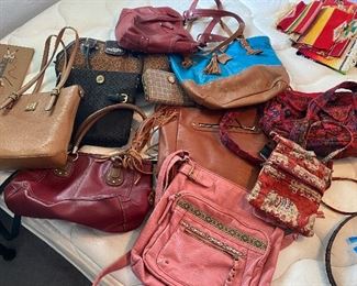Ladies Hand Bags/Purses
