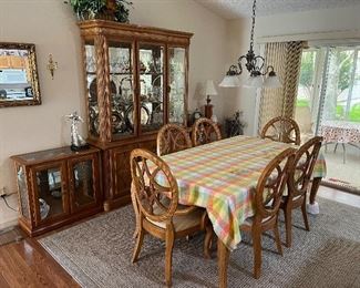 Ashley Furniture Dining Room/6 Chairs/matching China Cabinet