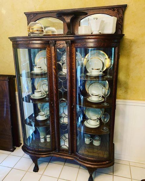 Beautiful china hutch with curved glass doors - top can be removed.