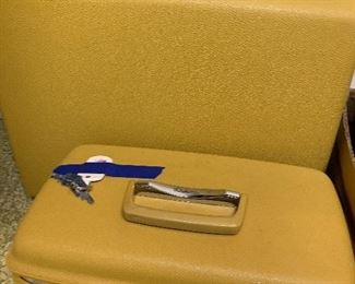 Vintage samsonite luggage 