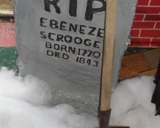 Grim Reaper shovel & Tombstone