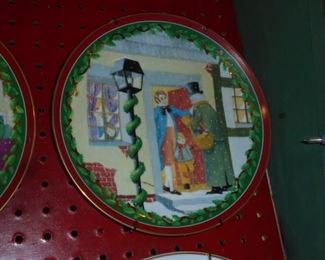 Dickens Village plate Dept 56