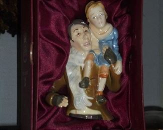 Dept 56: NIBBob & Tiny Tim