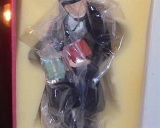 NIB Hallmark Edition: Scrooge