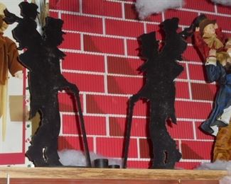 Dept 56 - 2 metal candle holders