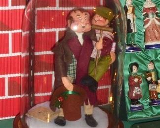 Glass domed 'Annalee'  Bob & Tiny Tim