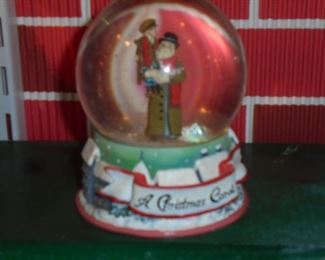Snow globe musical