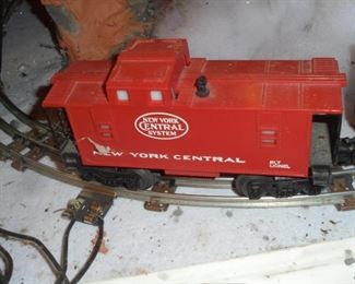 Lionel Steam Locomotive w/whistle & coal car/box car/caboose