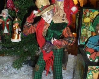 Dept 56 Cast Scrooge & Tiny Tim