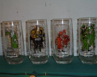 4 Subway glasses: Christmas Past/Scrooge/tiny Tim/Cratchit  