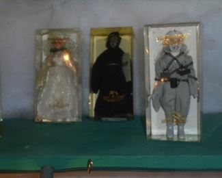 NIB set of 8 glass ornaments