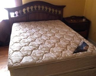 Full size master set with optional queen headboard $80